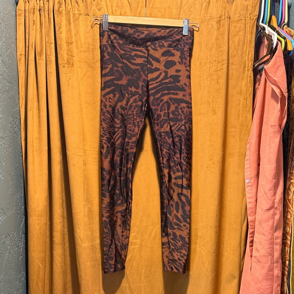 Koral Brown & Black Animal Print Workout Leggings